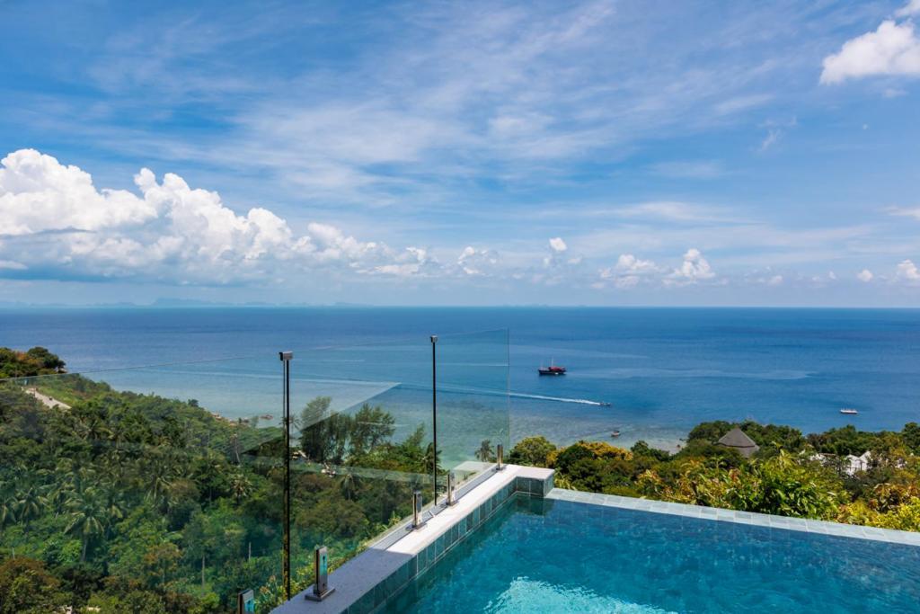 Sky - Panoramic Sea View